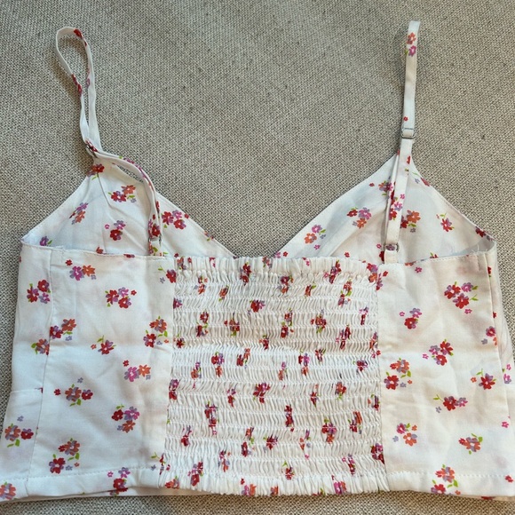 White crop top/bustier with flowers - Picture 3 of 3